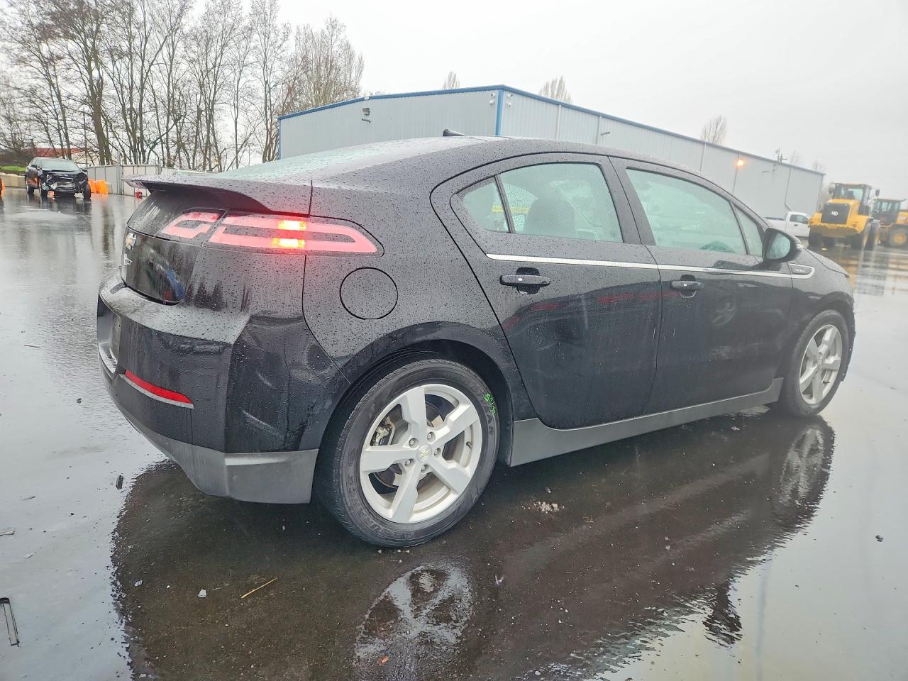 2013 CHEVROLET VOLT photo 5