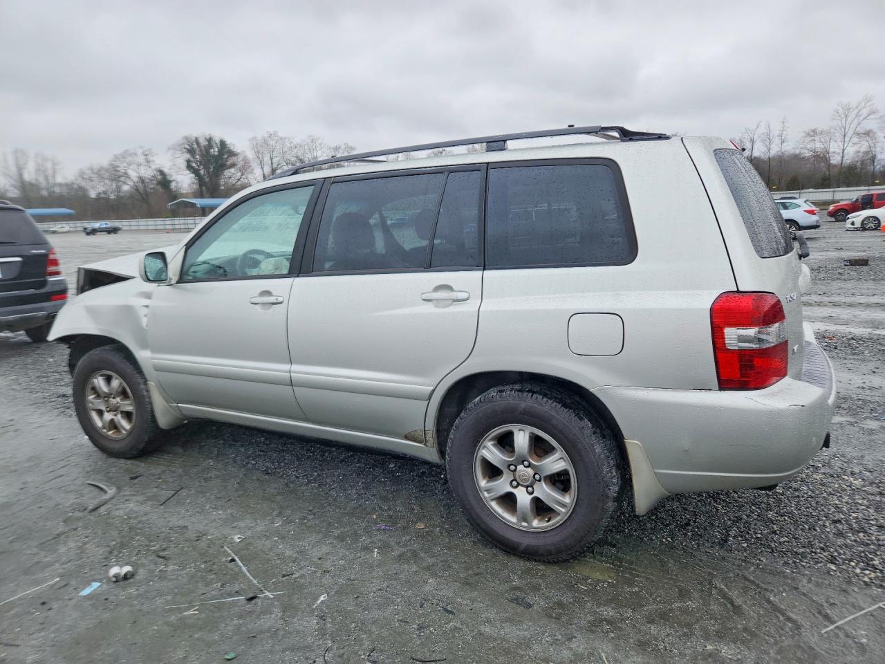 2005 TOYOTA HIGHLANDER LIMITED photo 2