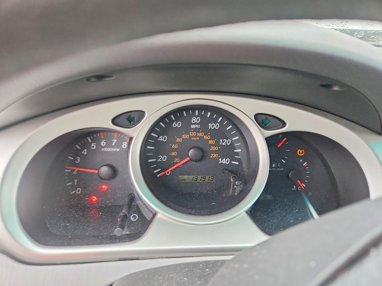 2005 TOYOTA HIGHLANDER LIMITED photo 9