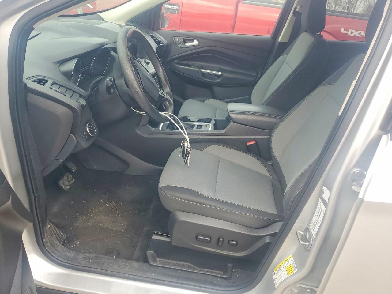 2019 FORD ESCAPE SE photo 19