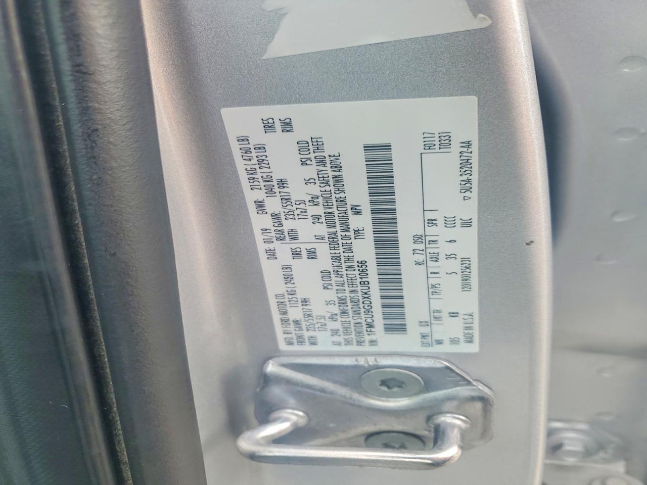 2019 FORD ESCAPE SE photo 37