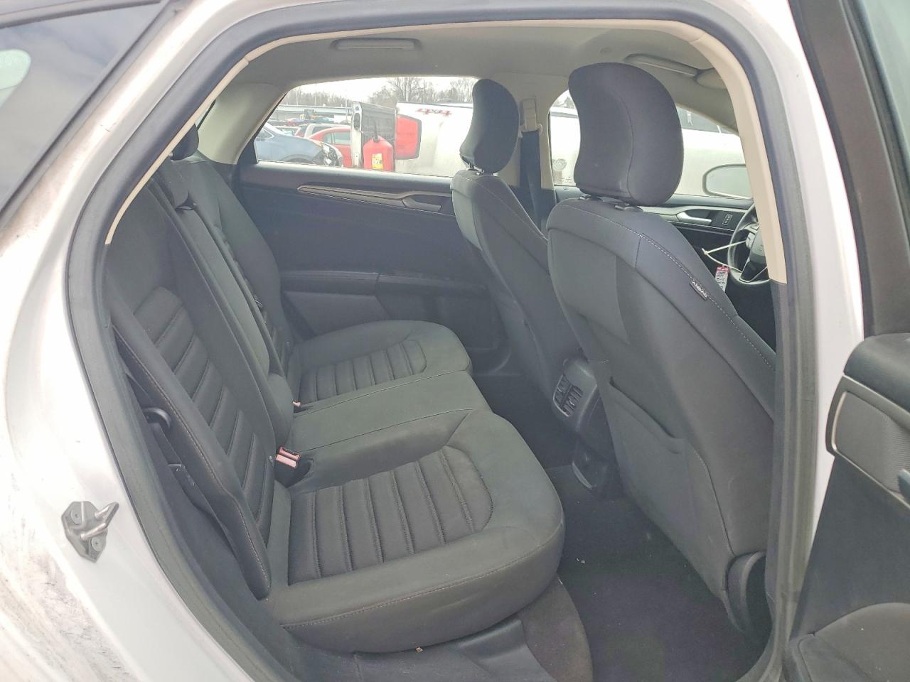 2019 FORD FUSION SE photo 19