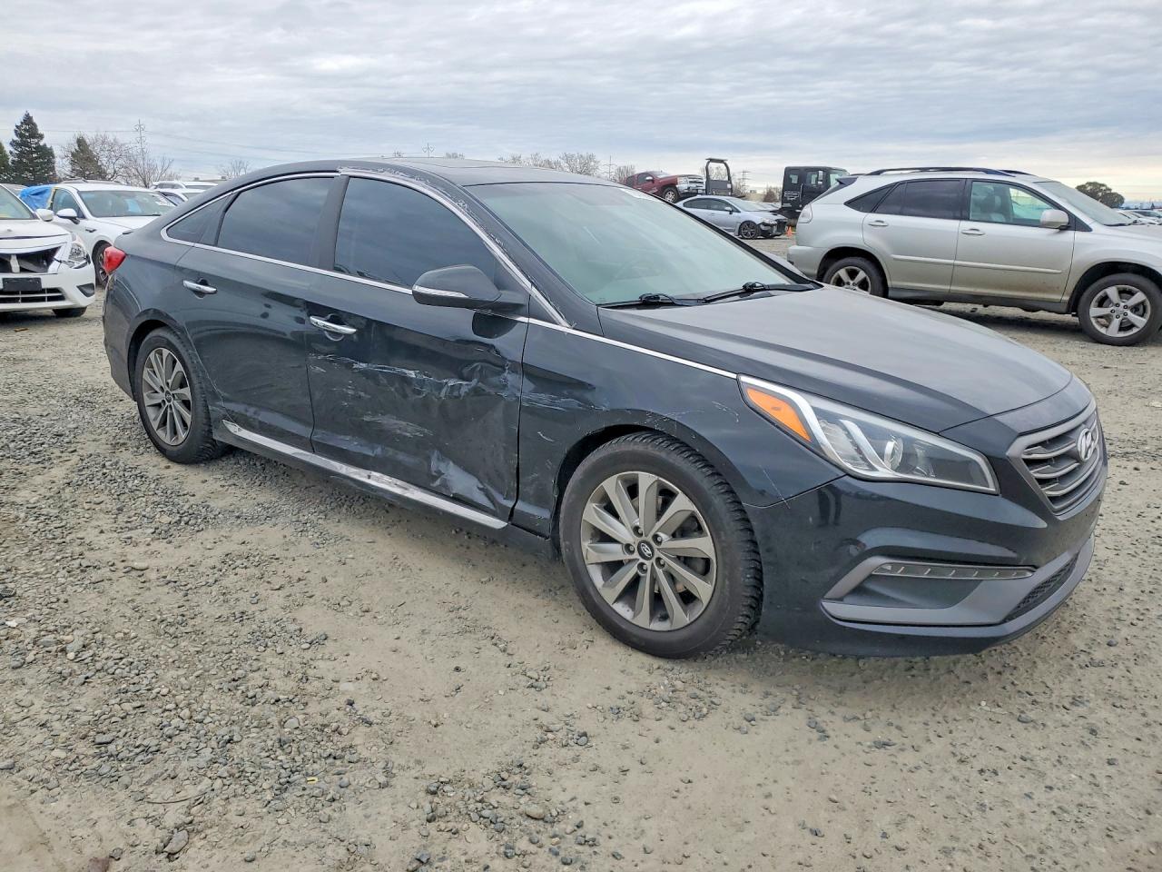 2017 HYUNDAI SONATA SPORT photo 4