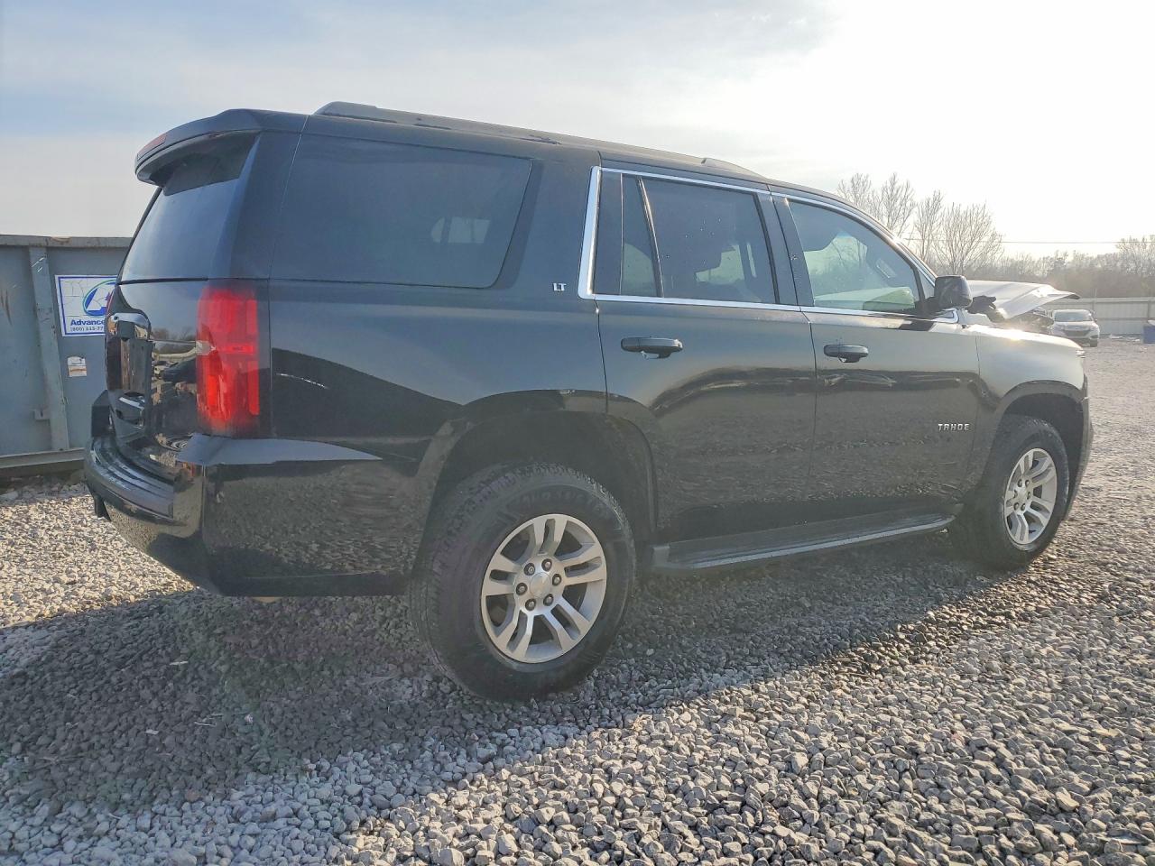 2017 CHEVROLET TAHOE C1500 LT photo 5