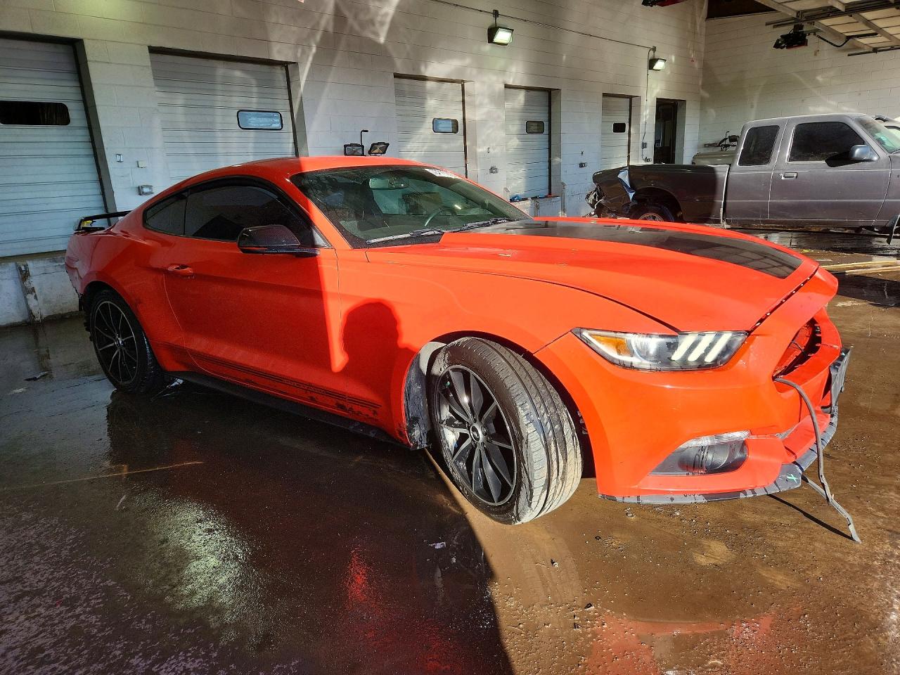 2016 FORD MUSTANG photo 4