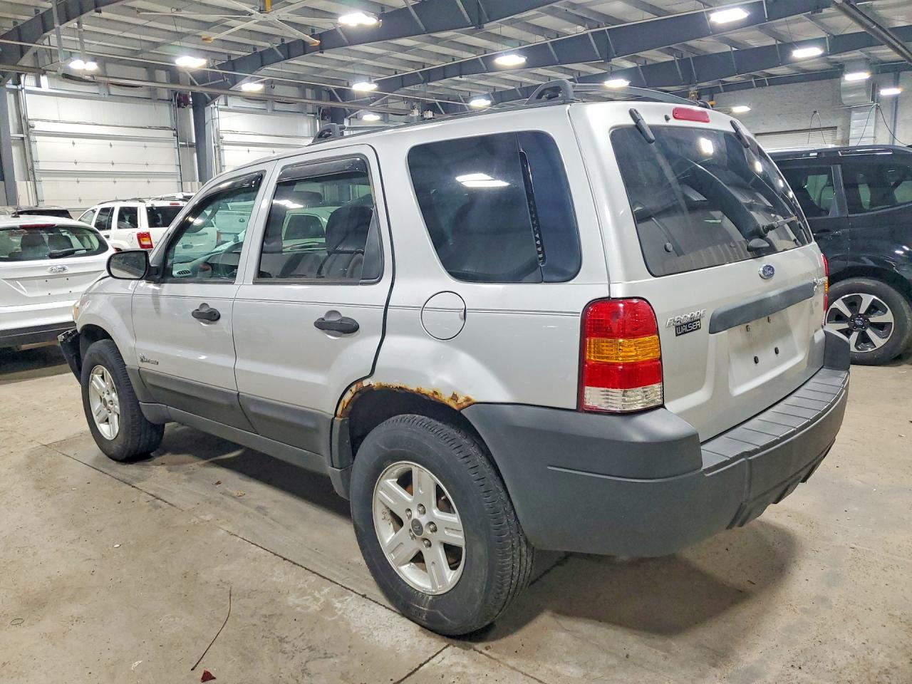 2006 FORD ESCAPE HEV photo 2