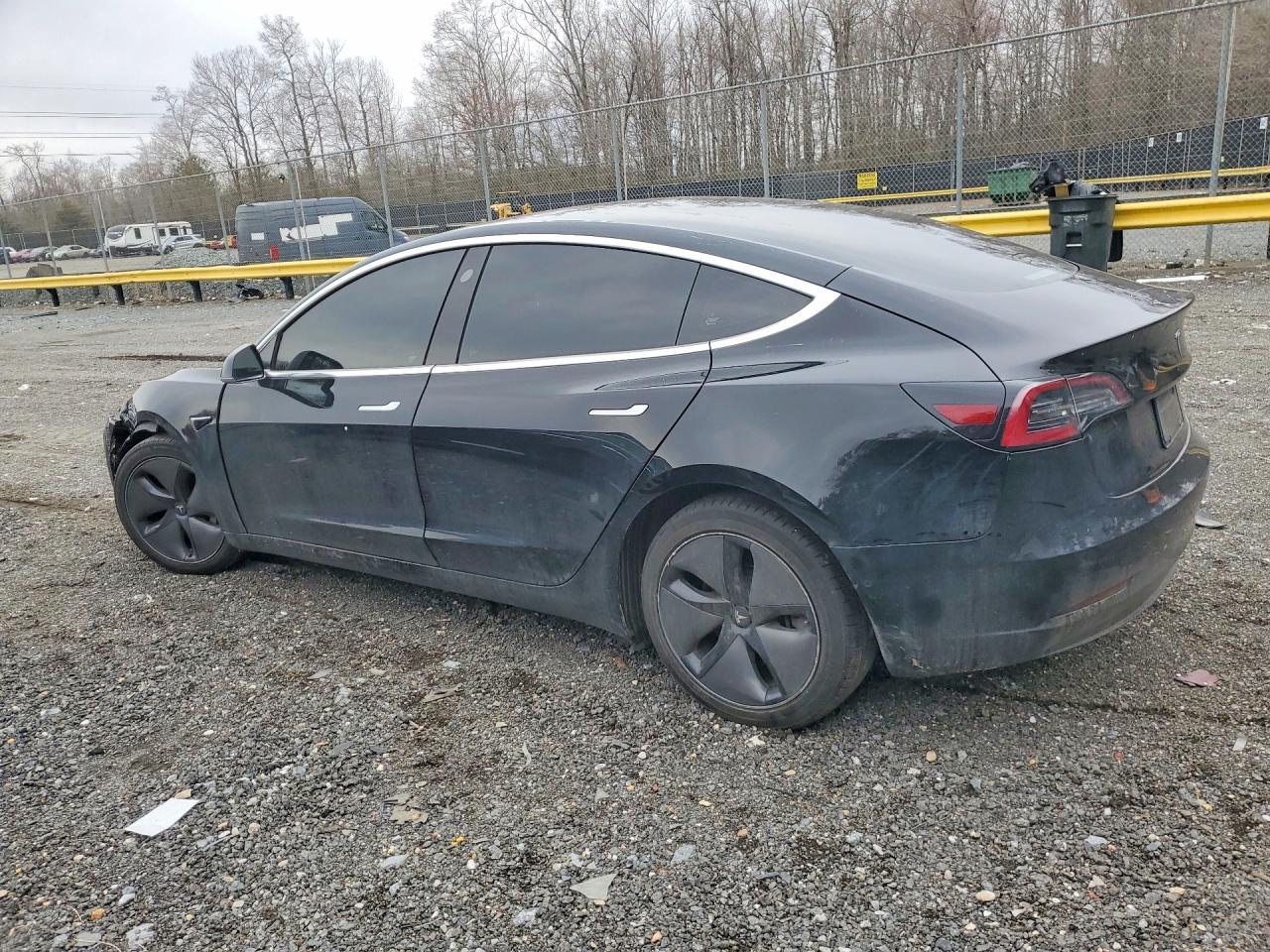 2019 TESLA MODEL 3 photo 3