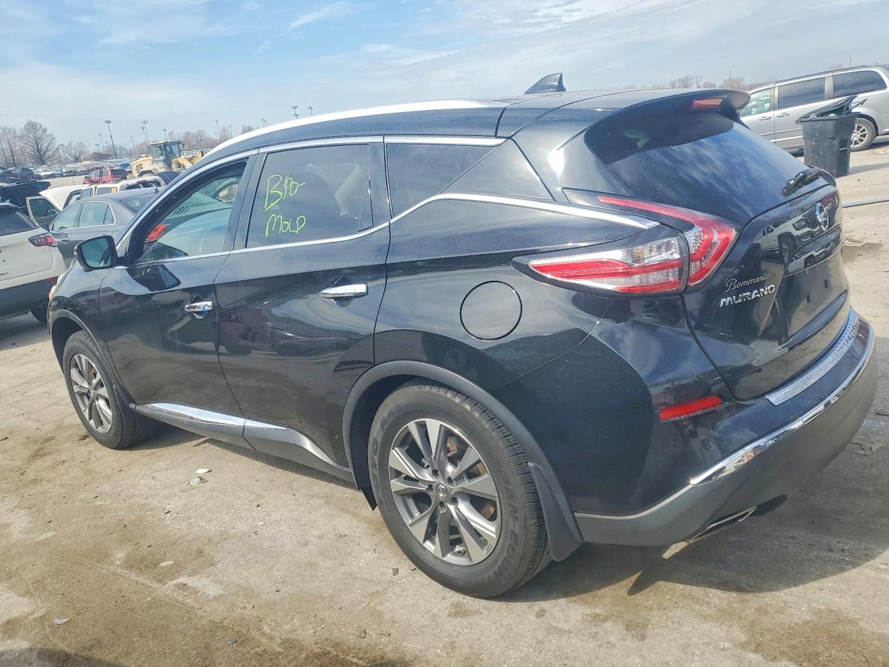 2017 NISSAN MURANO S photo 2