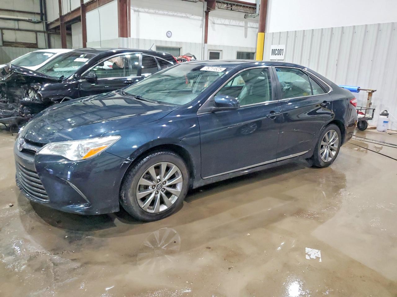 2017 TOYOTA CAMRY