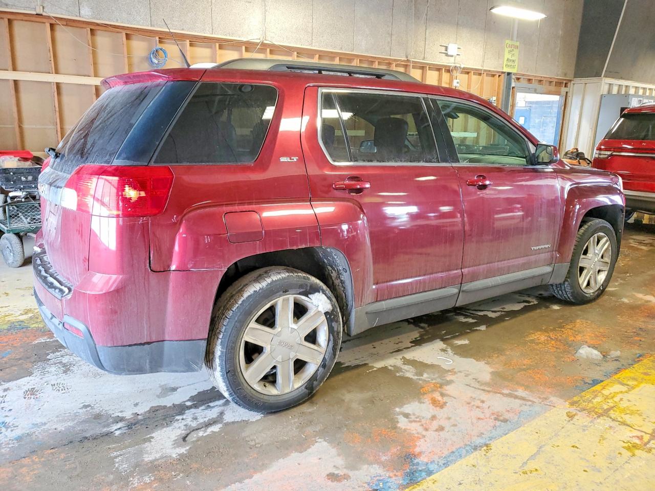 2011 GMC TERRAIN SLT photo 5