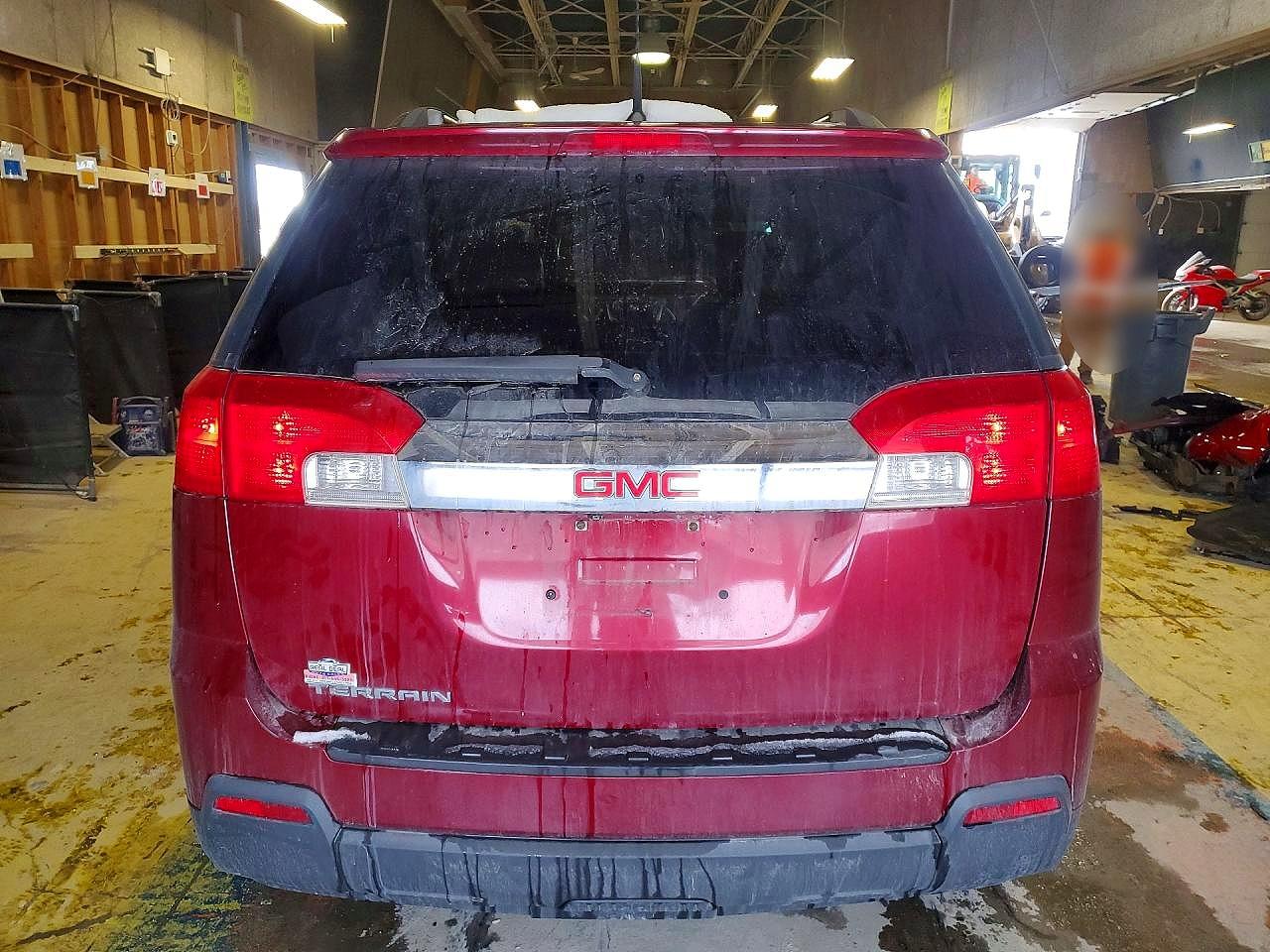 2011 GMC TERRAIN SLT photo 11