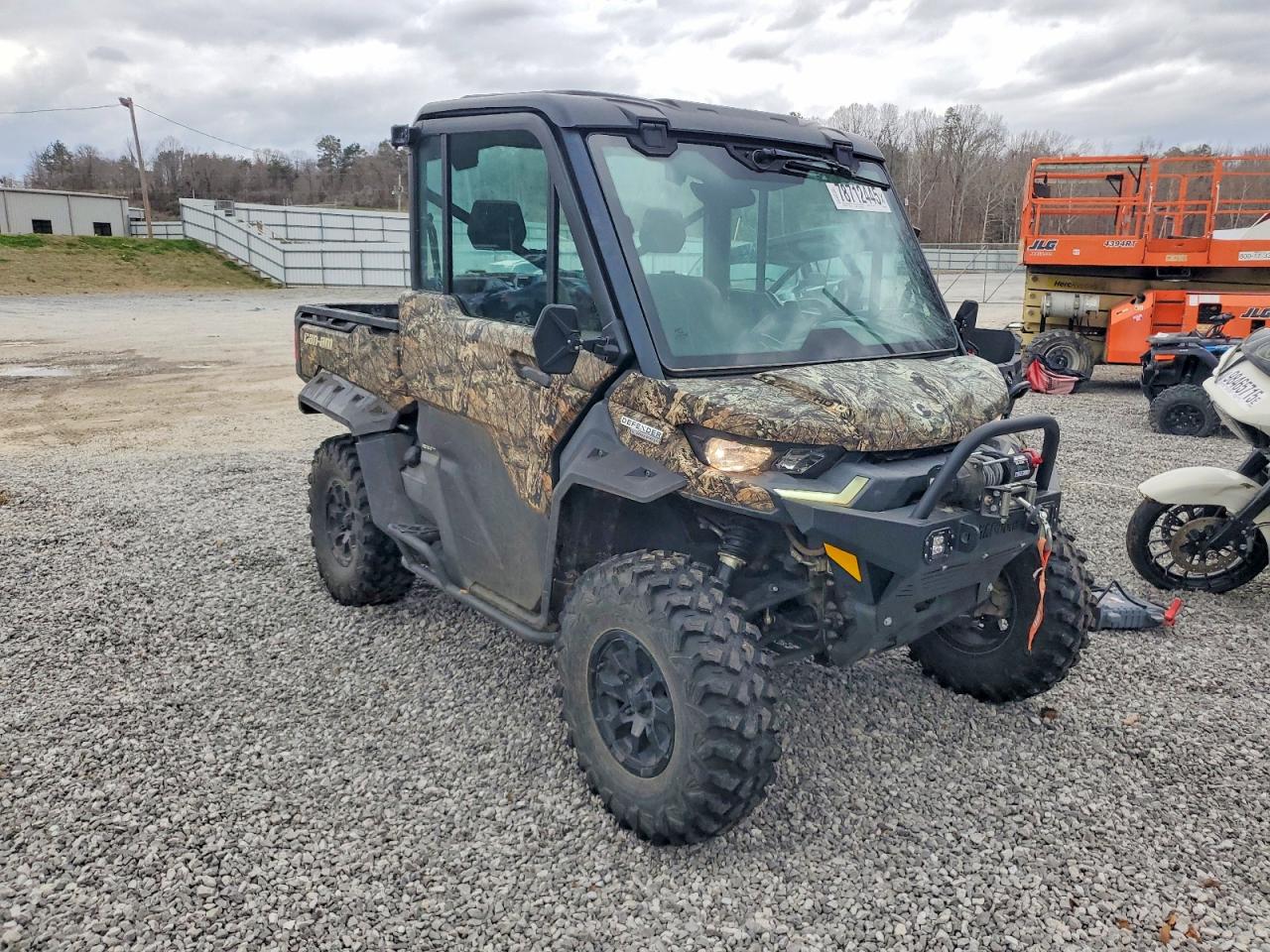 2023 CAN-AM DEFENDER LIMITED CAB HD10 photo 5