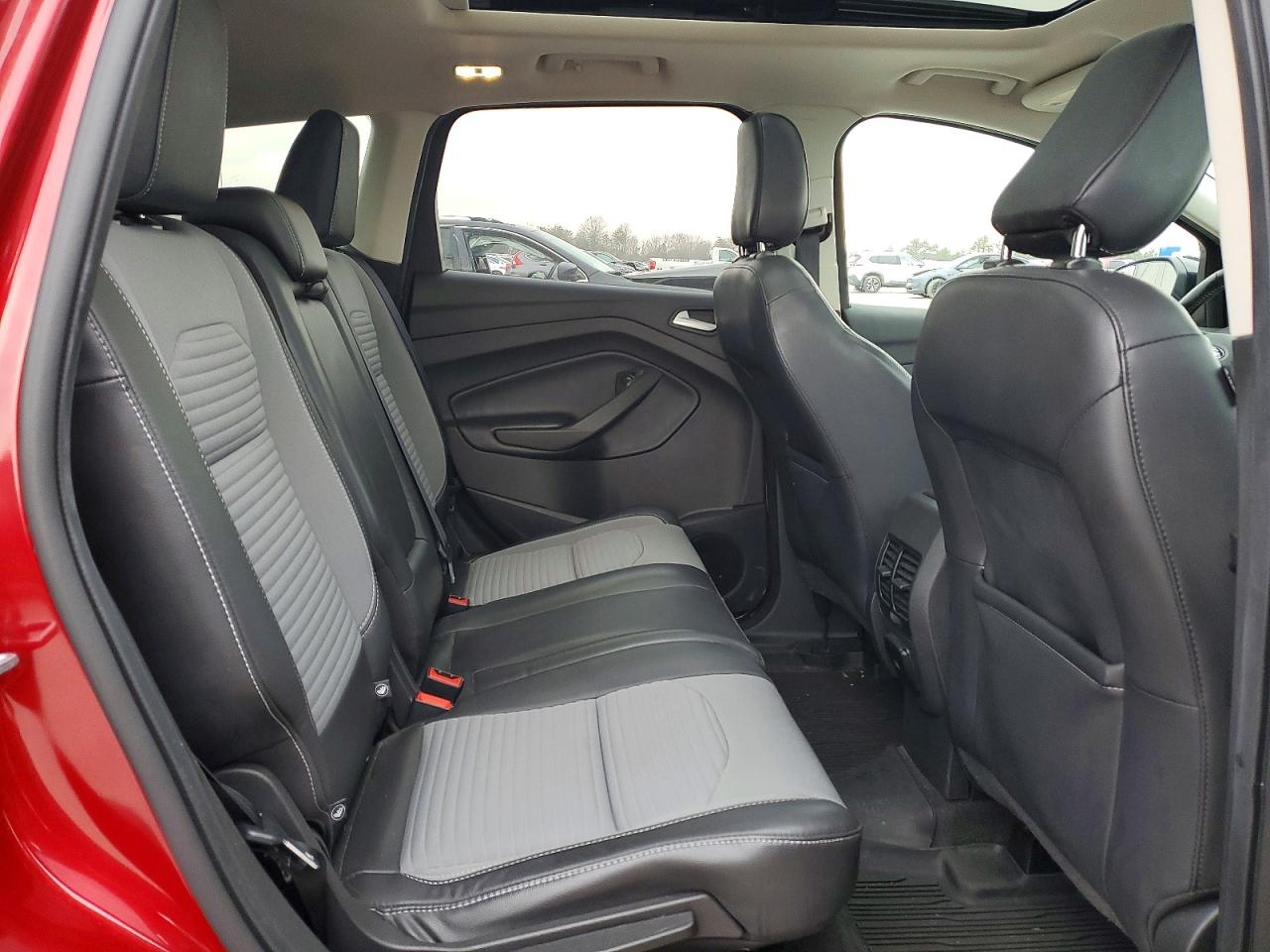 2019 FORD ESCAPE TITANIUM photo 11