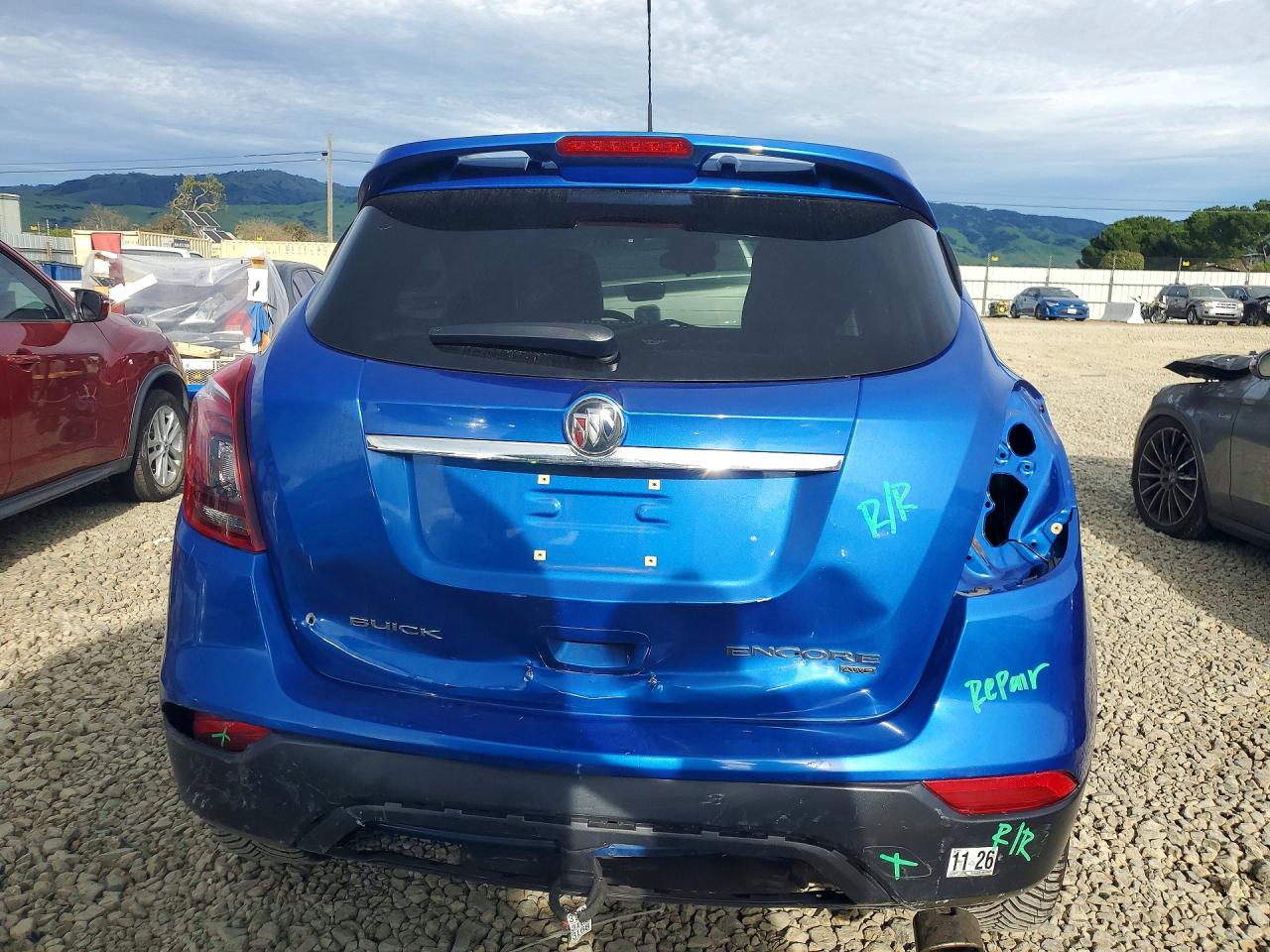 2018 BUICK ENCORE SPORT TOURING photo 11