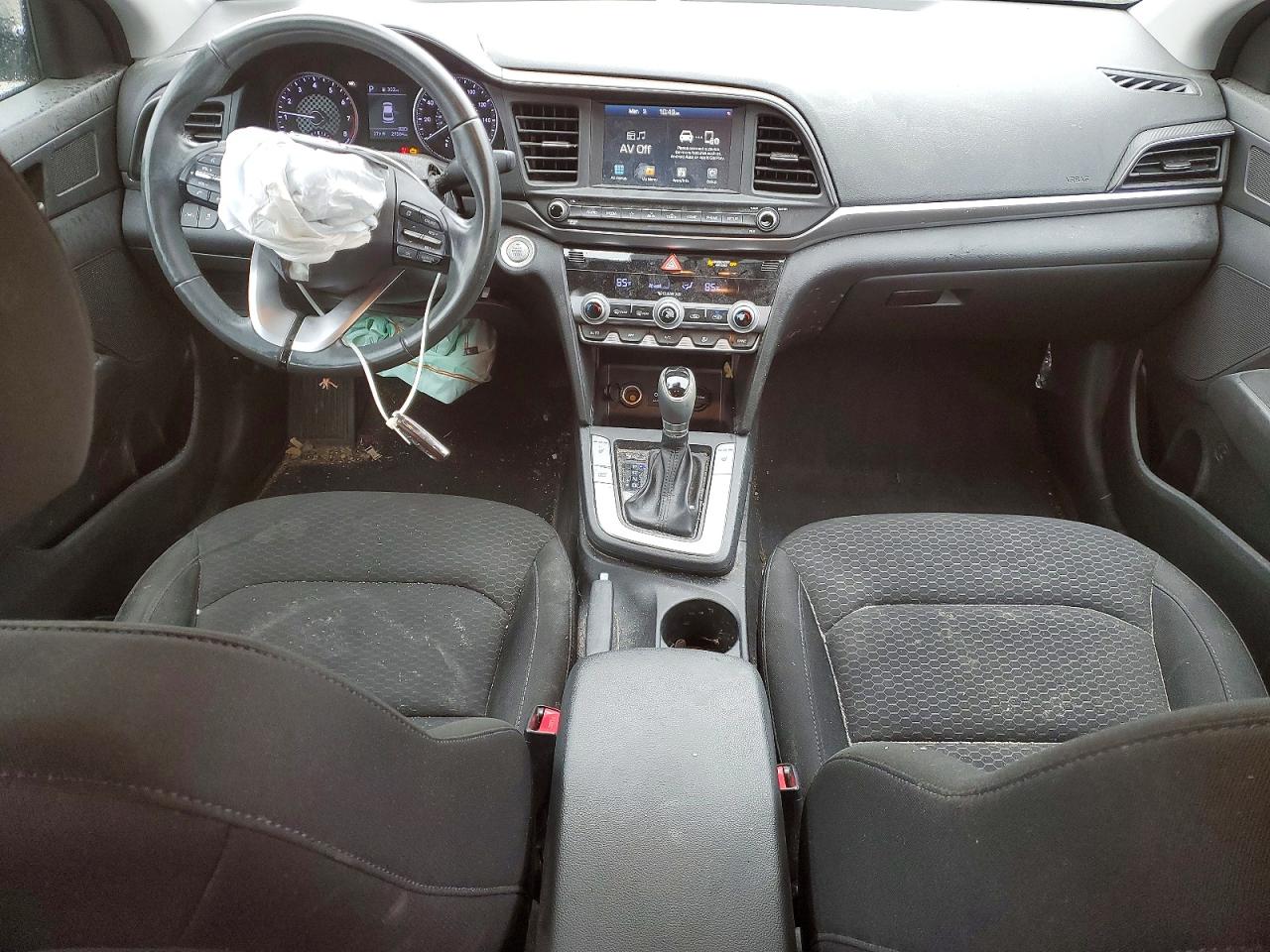 2020 HYUNDAI ELANTRA SEL photo 15