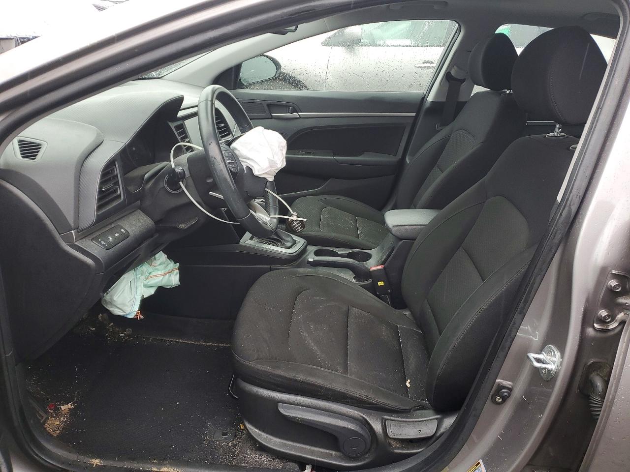 2020 HYUNDAI ELANTRA SEL photo 13