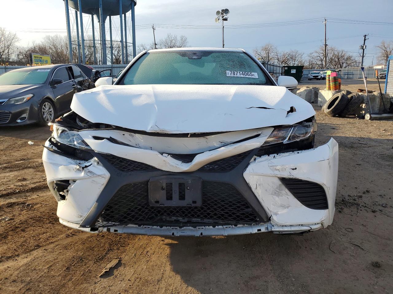 2019 TOYOTA CAMRY L photo 5