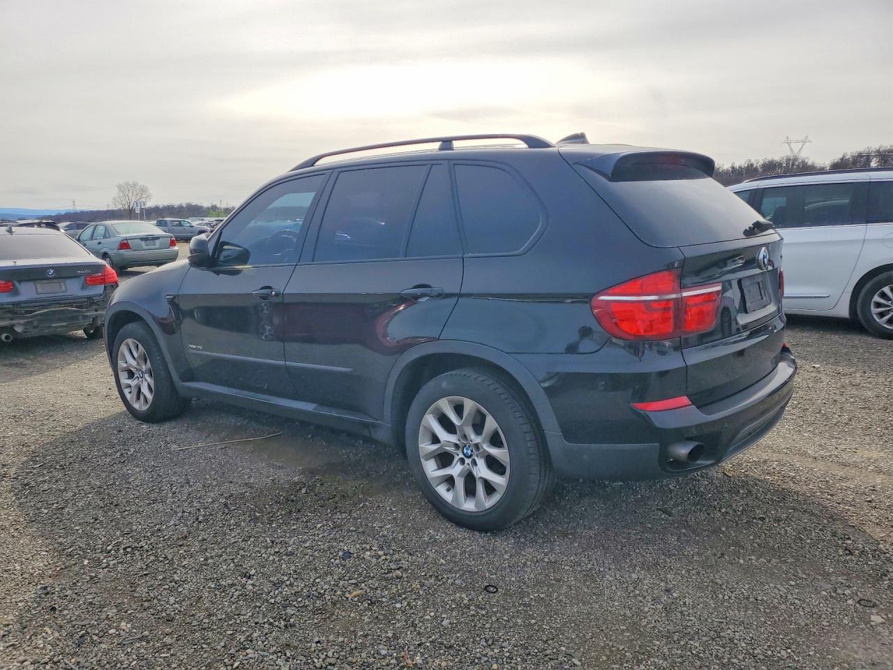 2011 BMW X5 XDRIVE35I photo 2