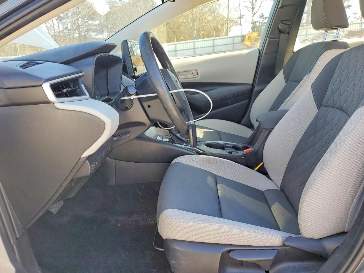 2023 TOYOTA COROLLA LE photo 25
