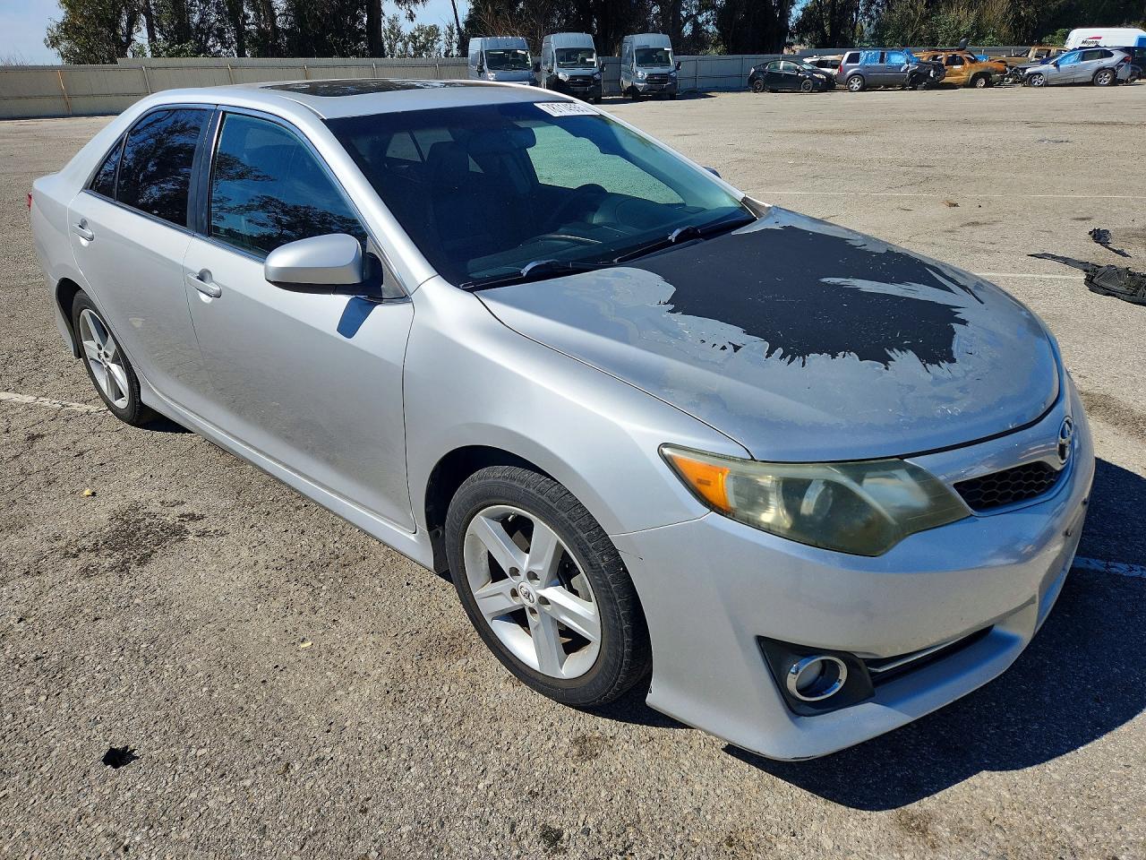 2012 TOYOTA CAMRY BASE photo 4