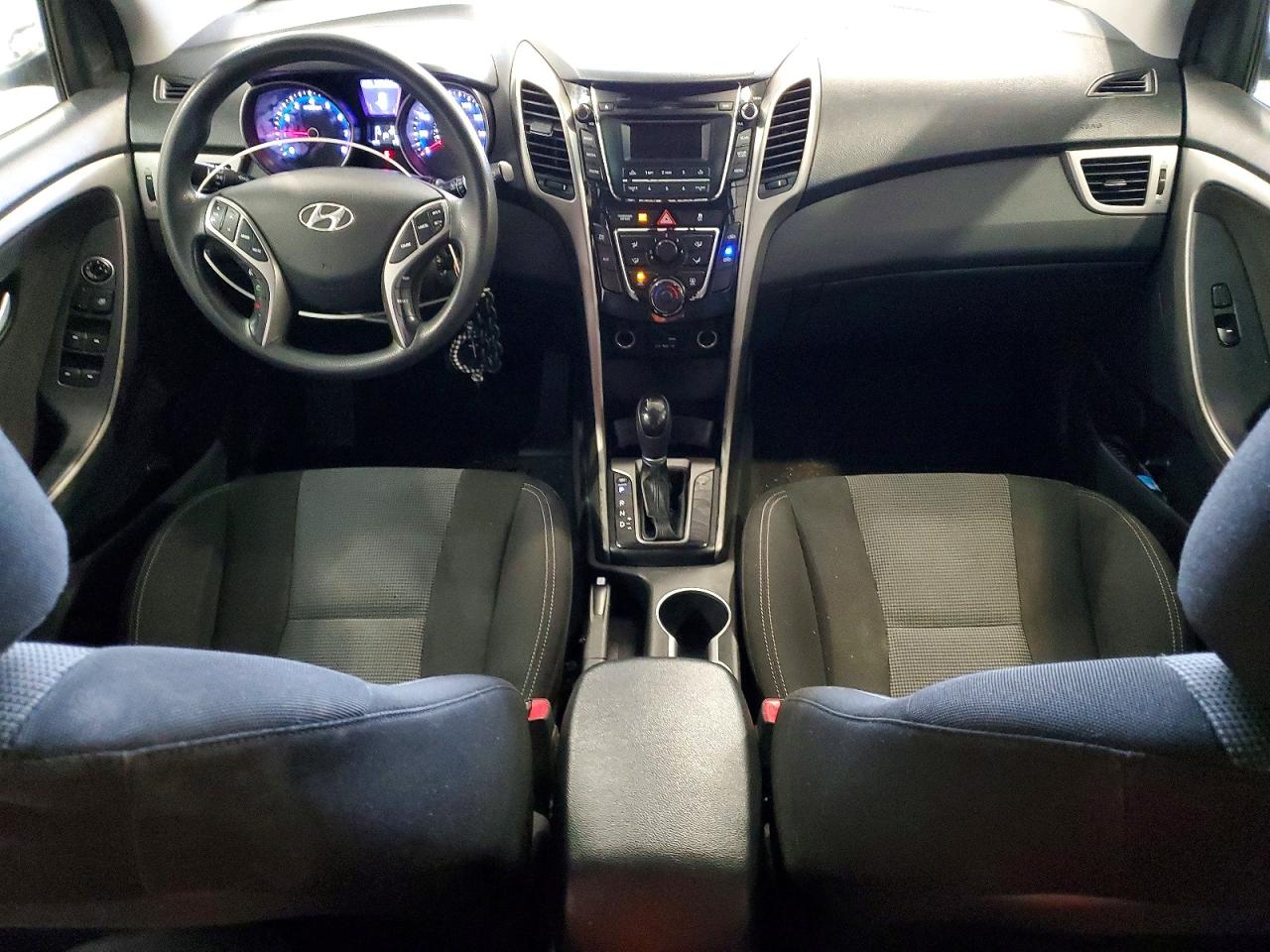 2017 HYUNDAI ELANTRA GT BASE photo 15
