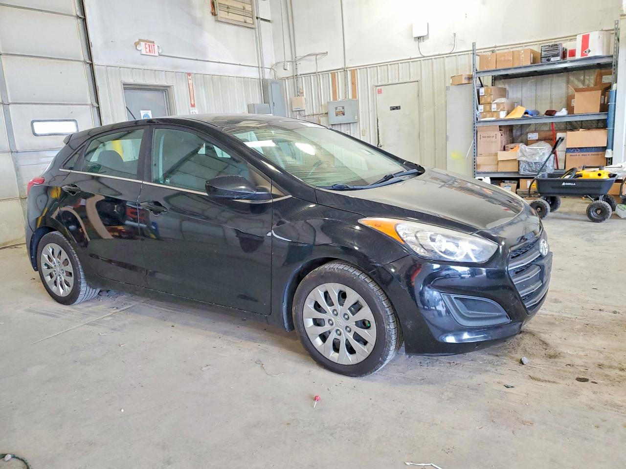 2017 HYUNDAI ELANTRA GT BASE photo 7