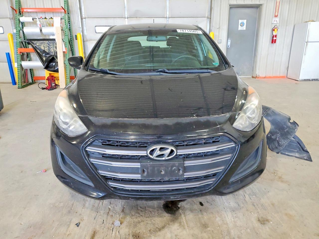 2017 HYUNDAI ELANTRA GT BASE photo 9