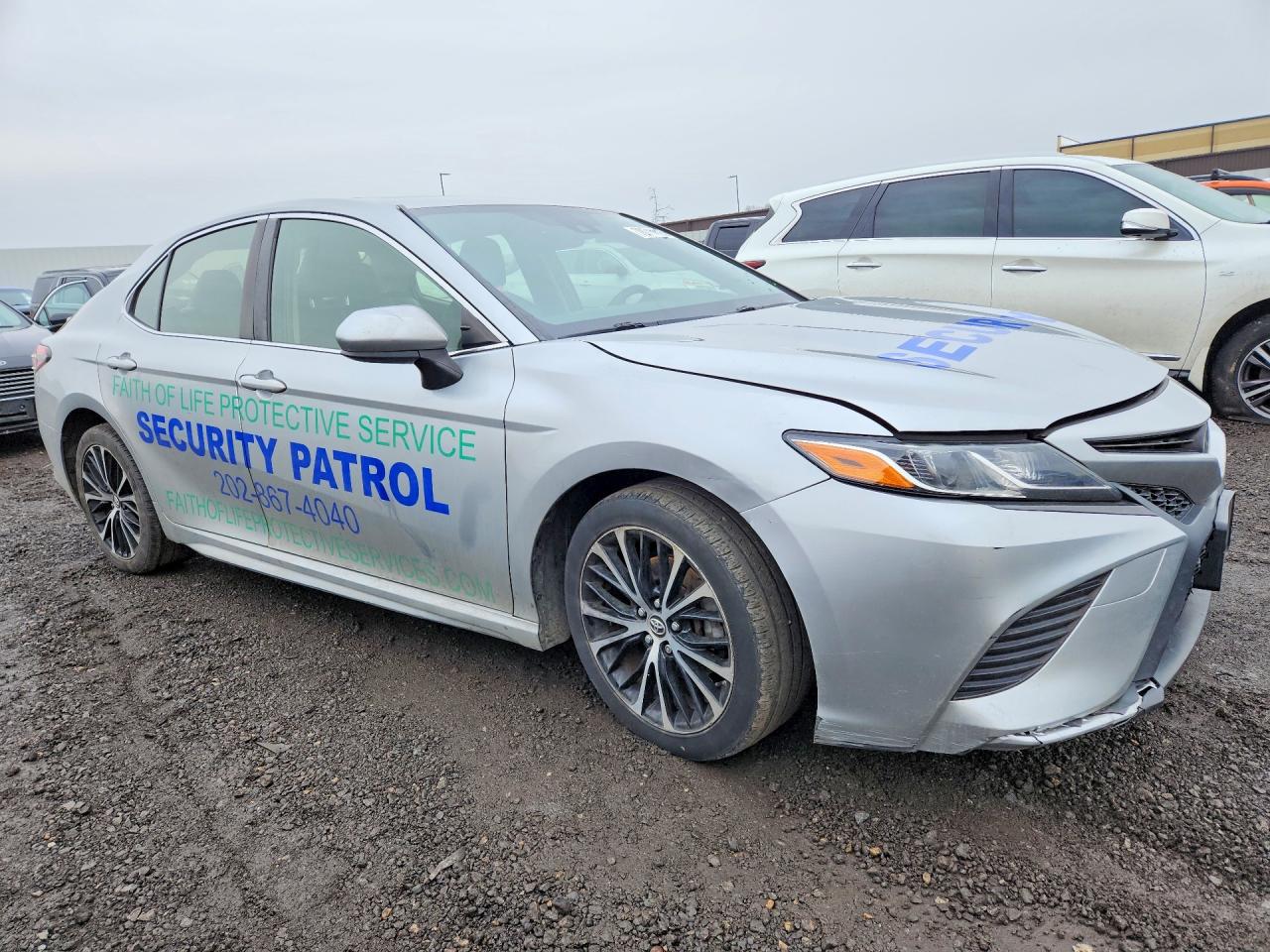 2018 TOYOTA CAMRY SE photo 7