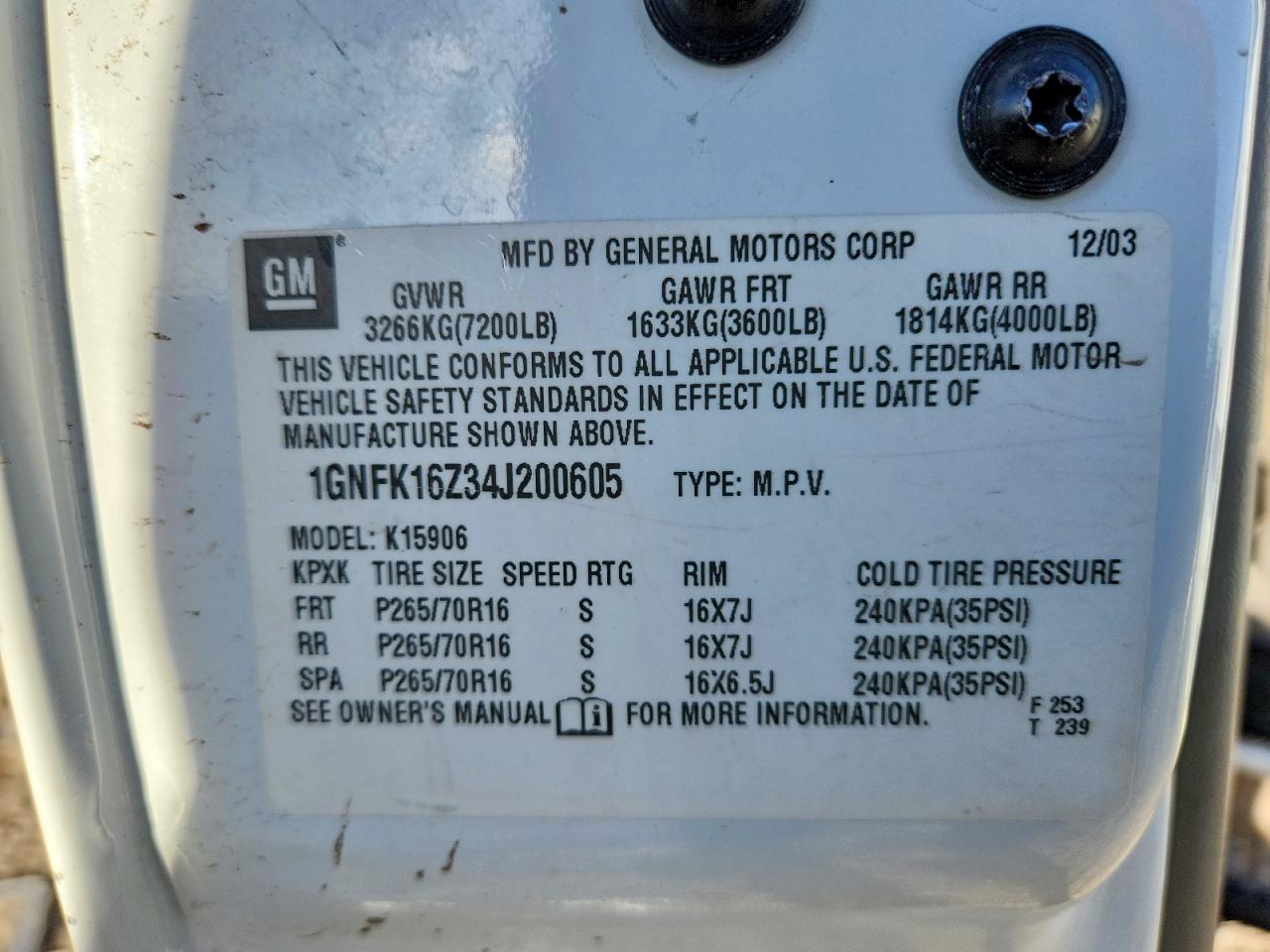 2004 CHEVROLET SUBURBAN K1500 photo 12