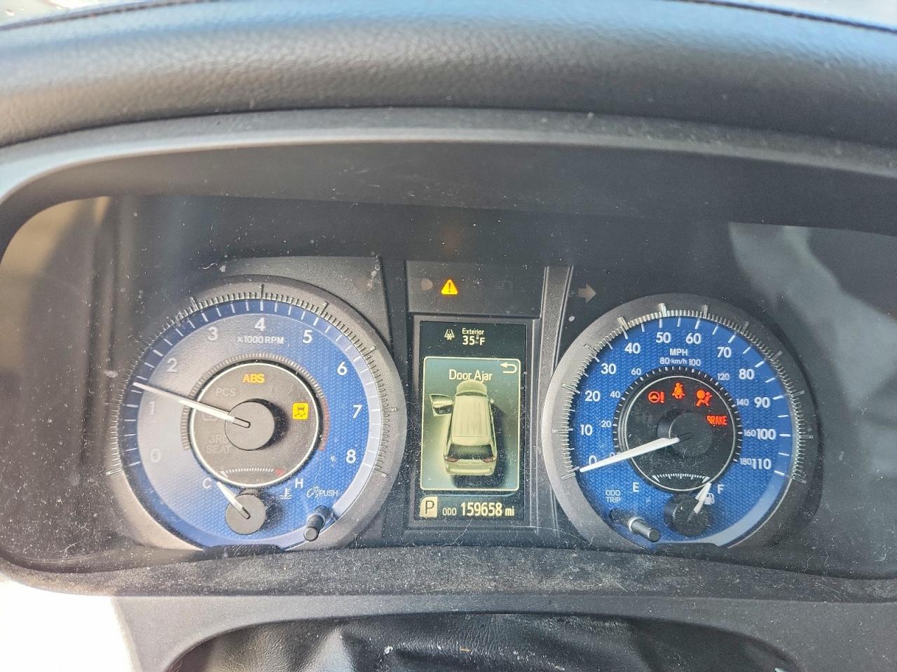 2015 TOYOTA SIENNA XLE photo 9
