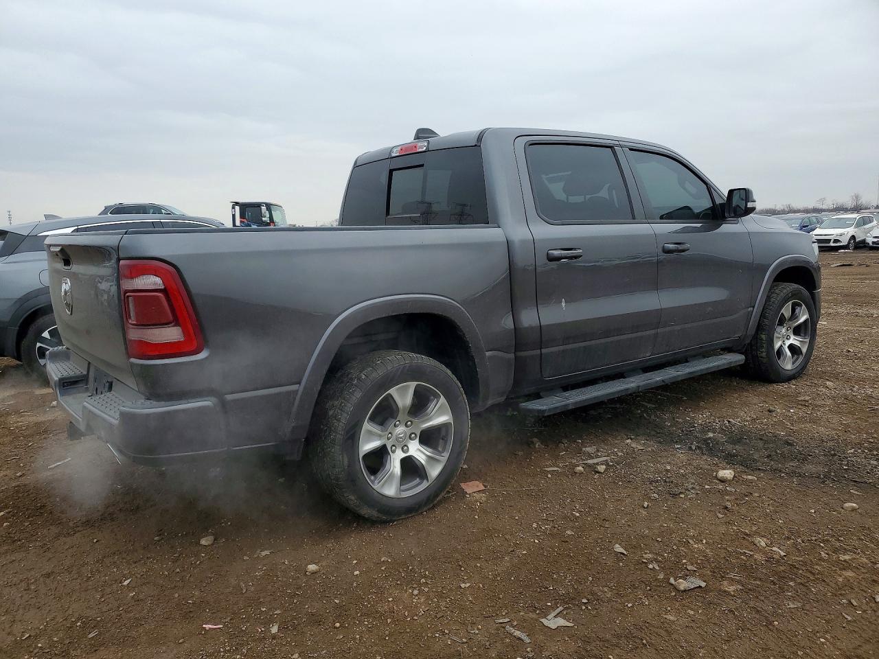 2021 RAM 1500 LARAMIE photo 3
