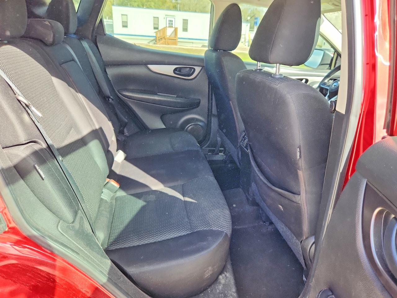 2020 NISSAN ROGUE SPORT S photo 21