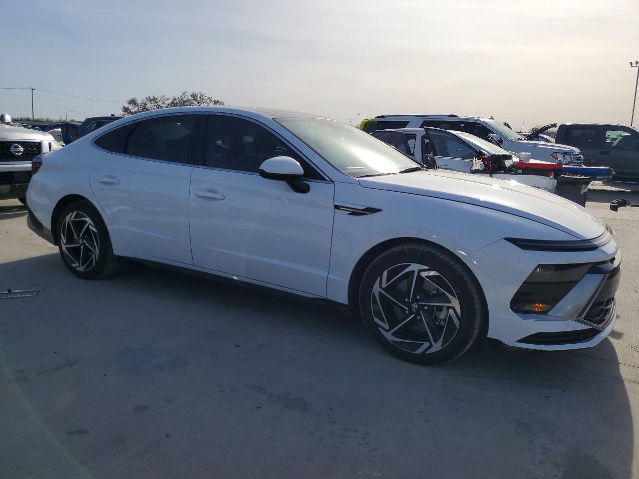 2025 HYUNDAI SONATA SEL CONVENIENCE photo 10
