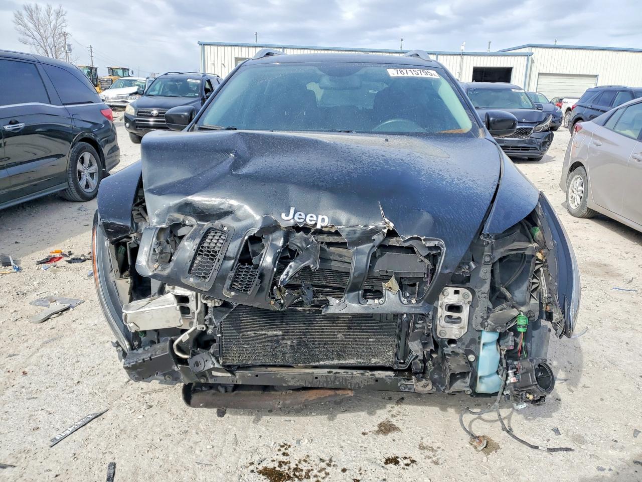 2015 JEEP CHEROKEE LATITUDE photo 5