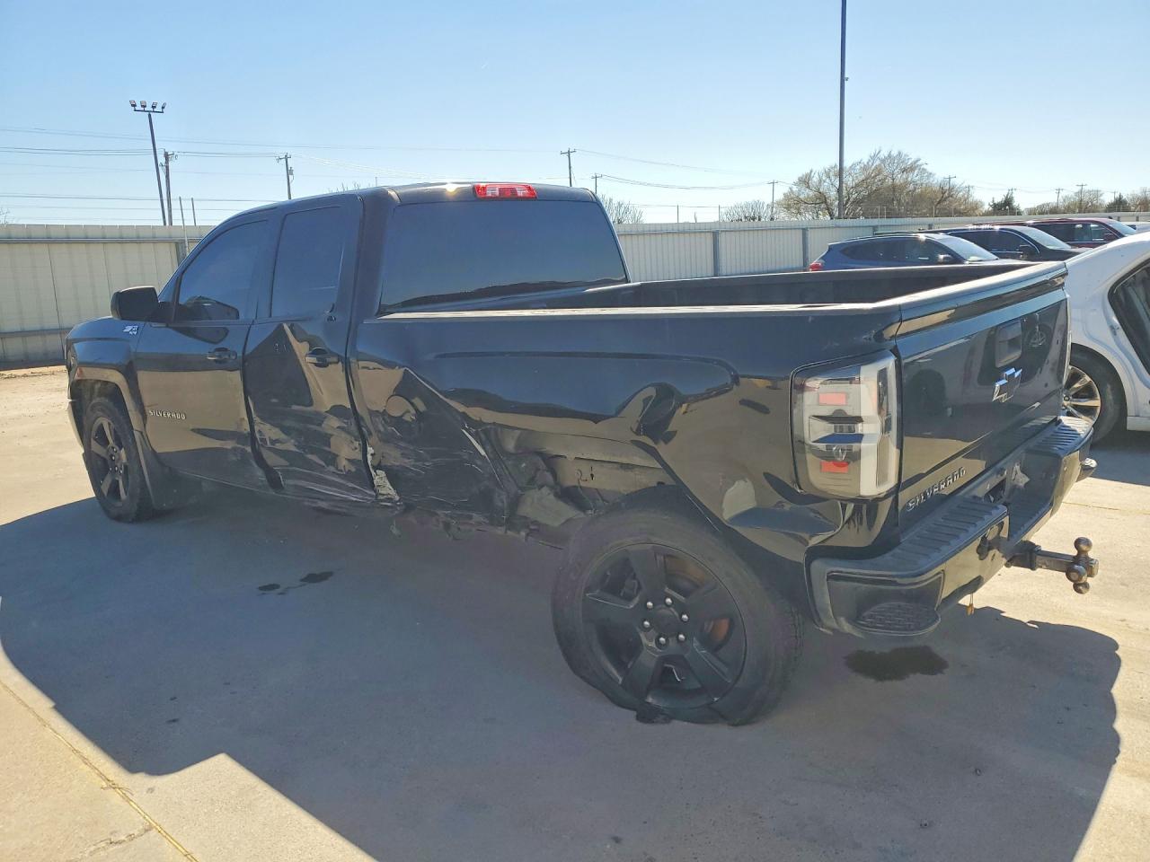 2016 CHEVROLET SILVERADO C1500 photo 4