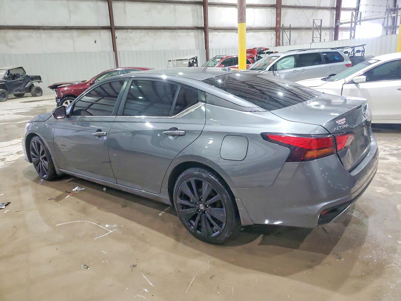 2019 NISSAN ALTIMA 2.5 SR photo 3