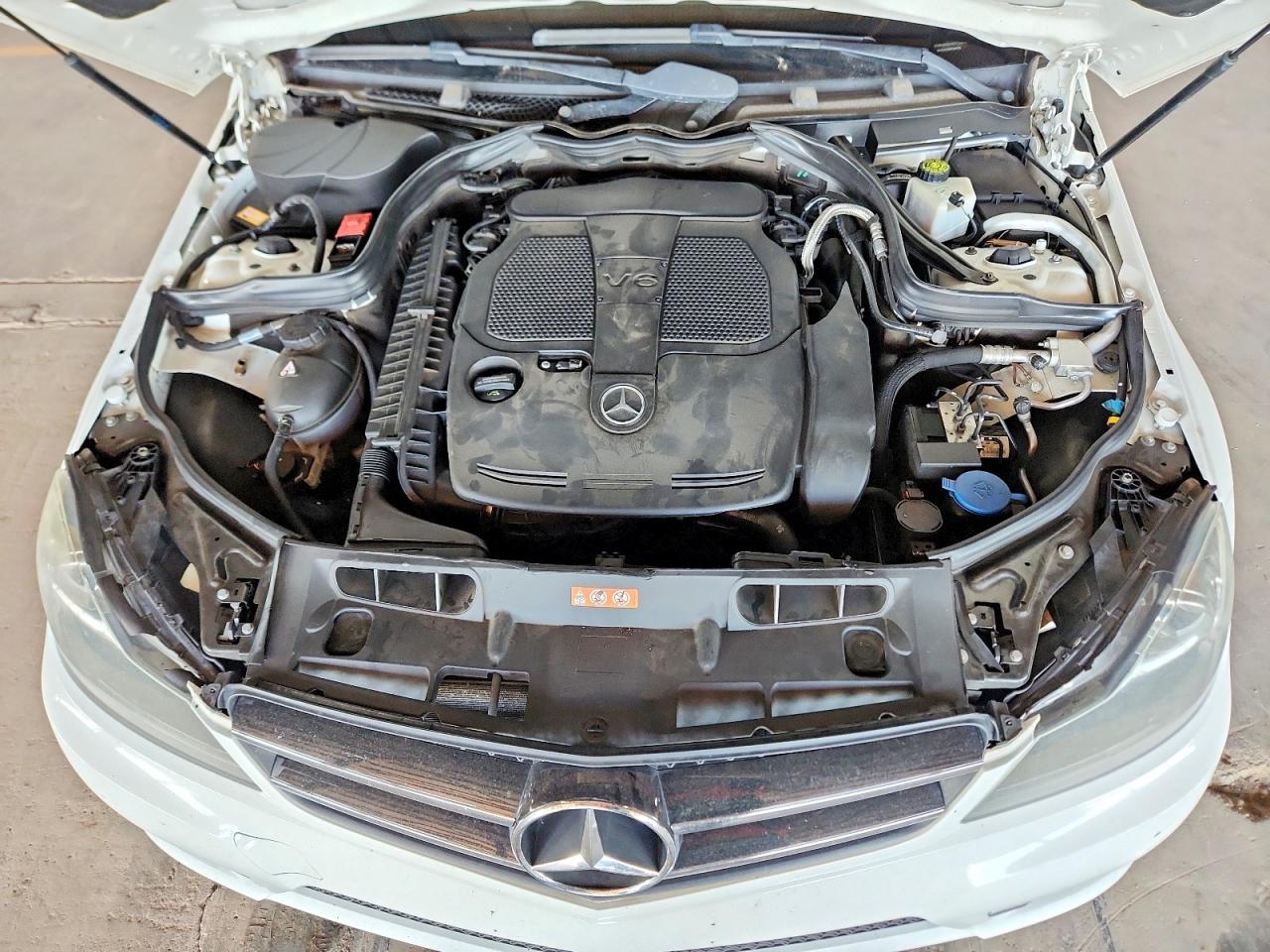 2015 MERCEDES-BENZ C 350 photo 21