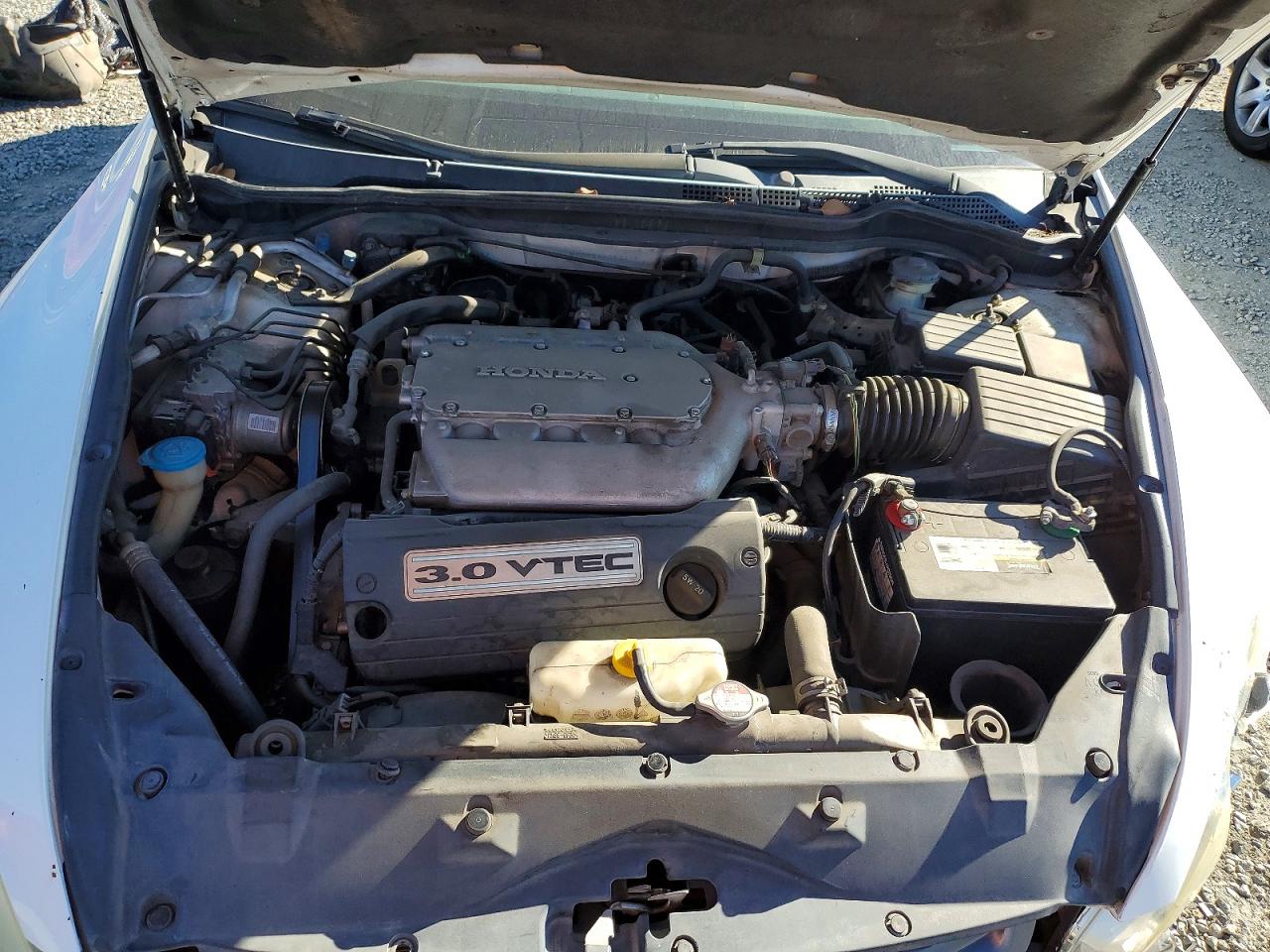 2004 HONDA ACCORD photo 31