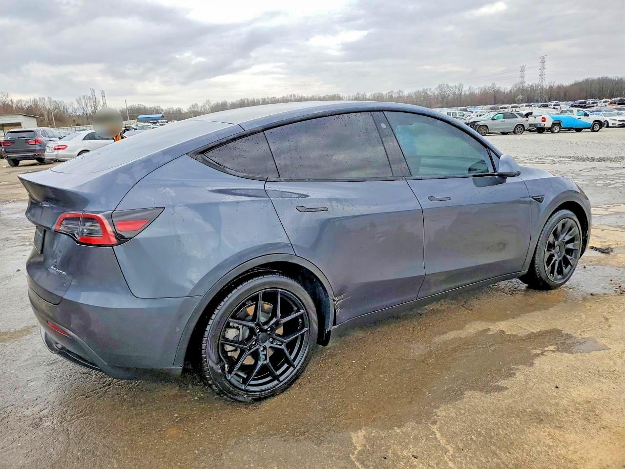 2021 TESLA MODEL Y photo 3