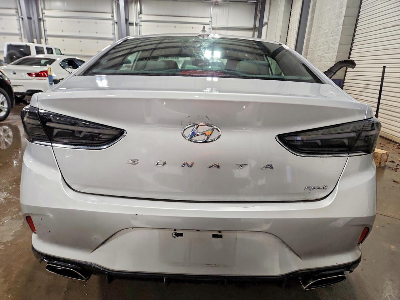 2018 HYUNDAI SONATA SPORT photo 6