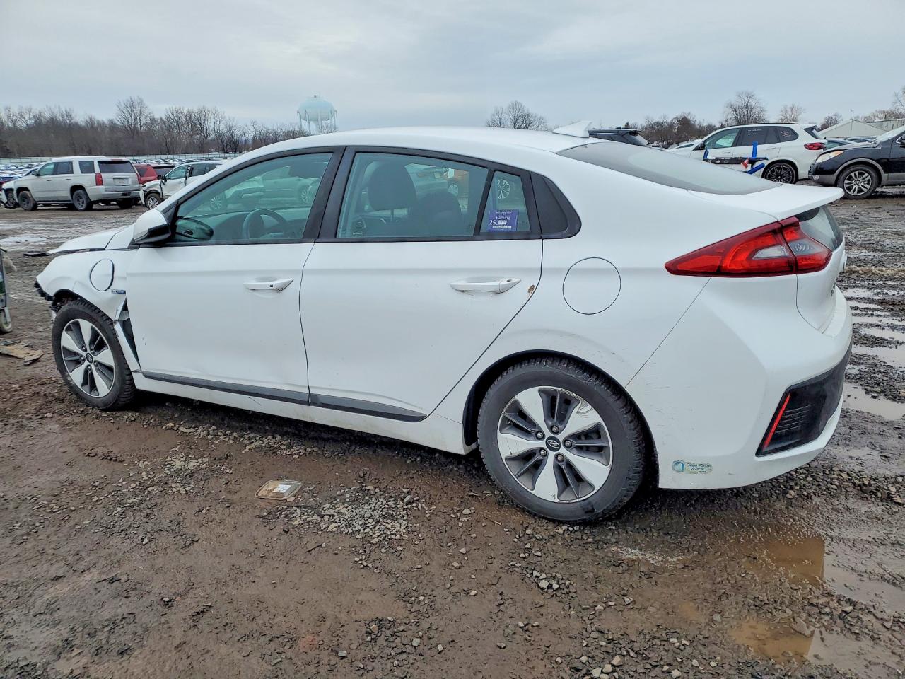 2019 HYUNDAI IONIQ photo 2