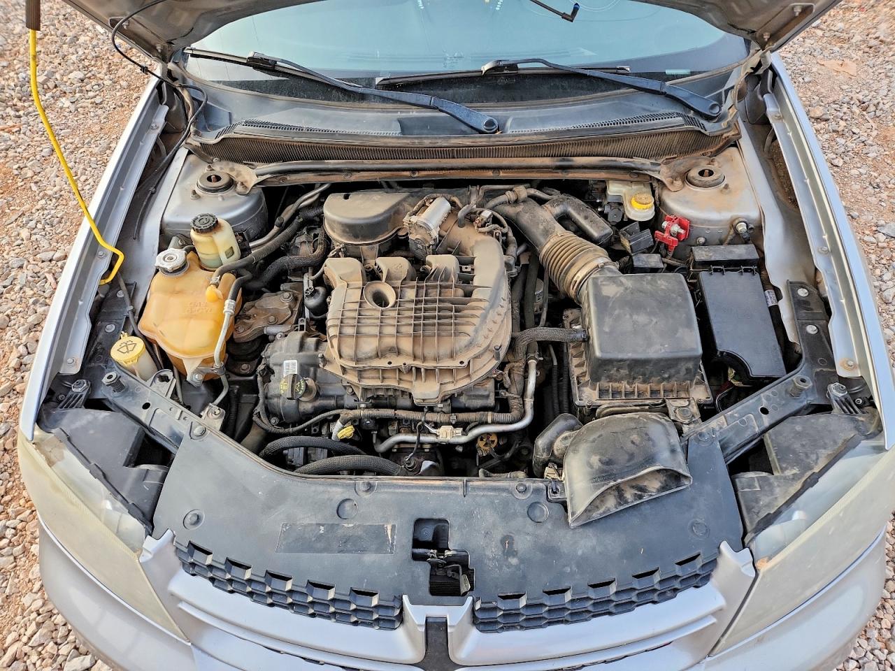 2013 DODGE AVENGER SXT photo 11
