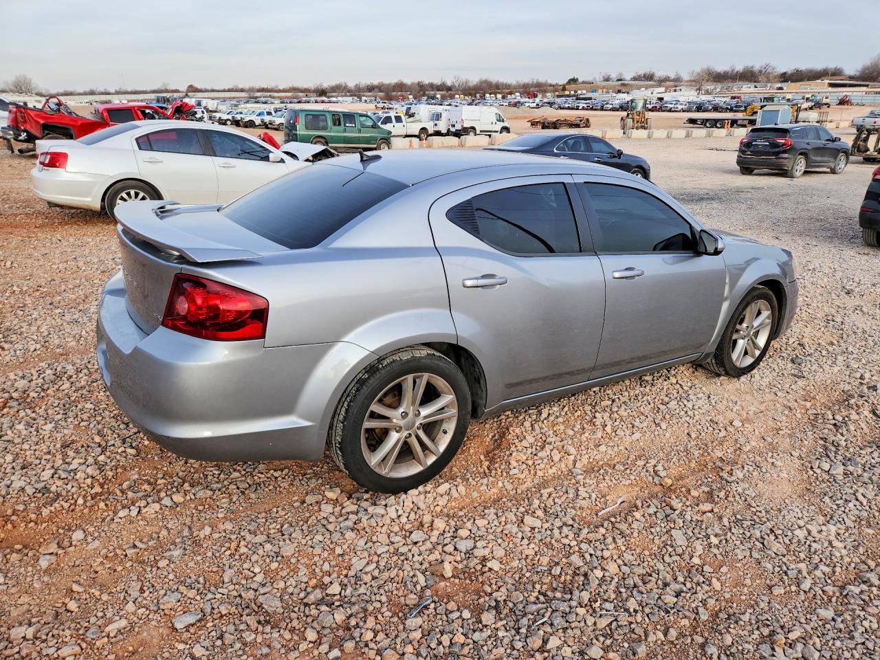 2013 DODGE AVENGER SXT photo 3