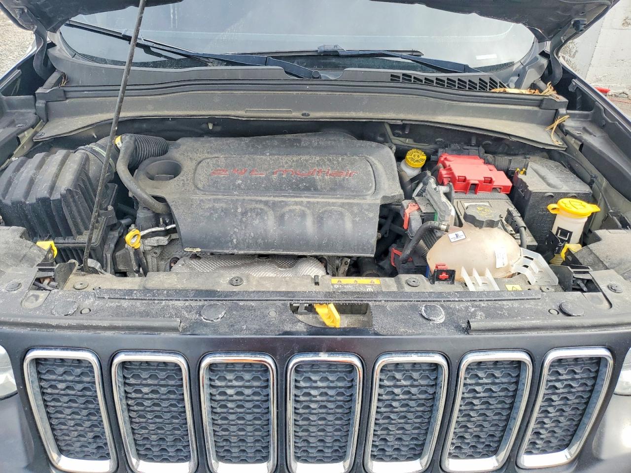 2019 JEEP RENEGADE SPORT photo 12