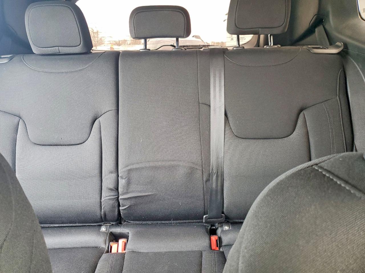 2019 JEEP RENEGADE SPORT photo 10
