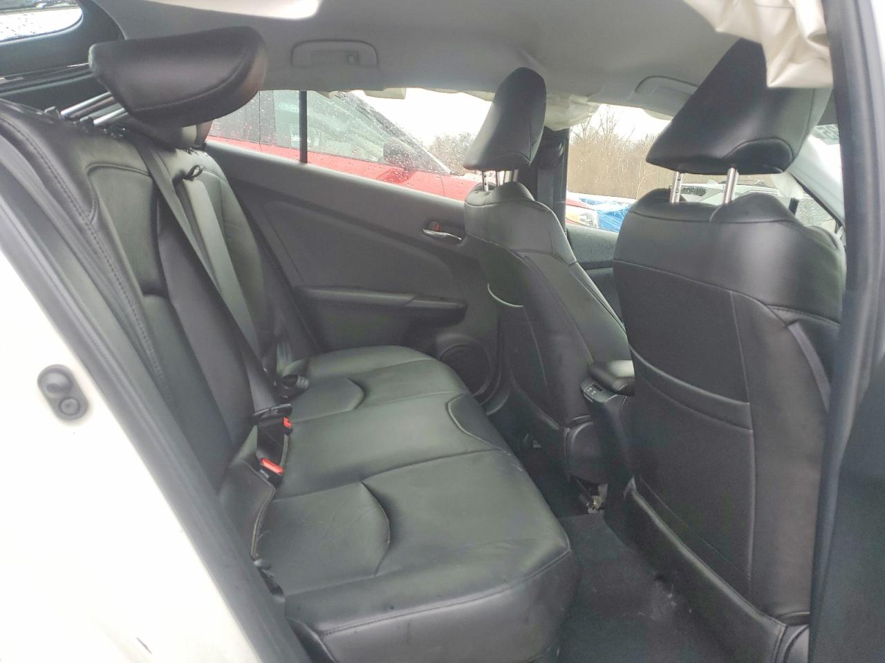 2019 TOYOTA PRIUS LE AWD-E photo 10