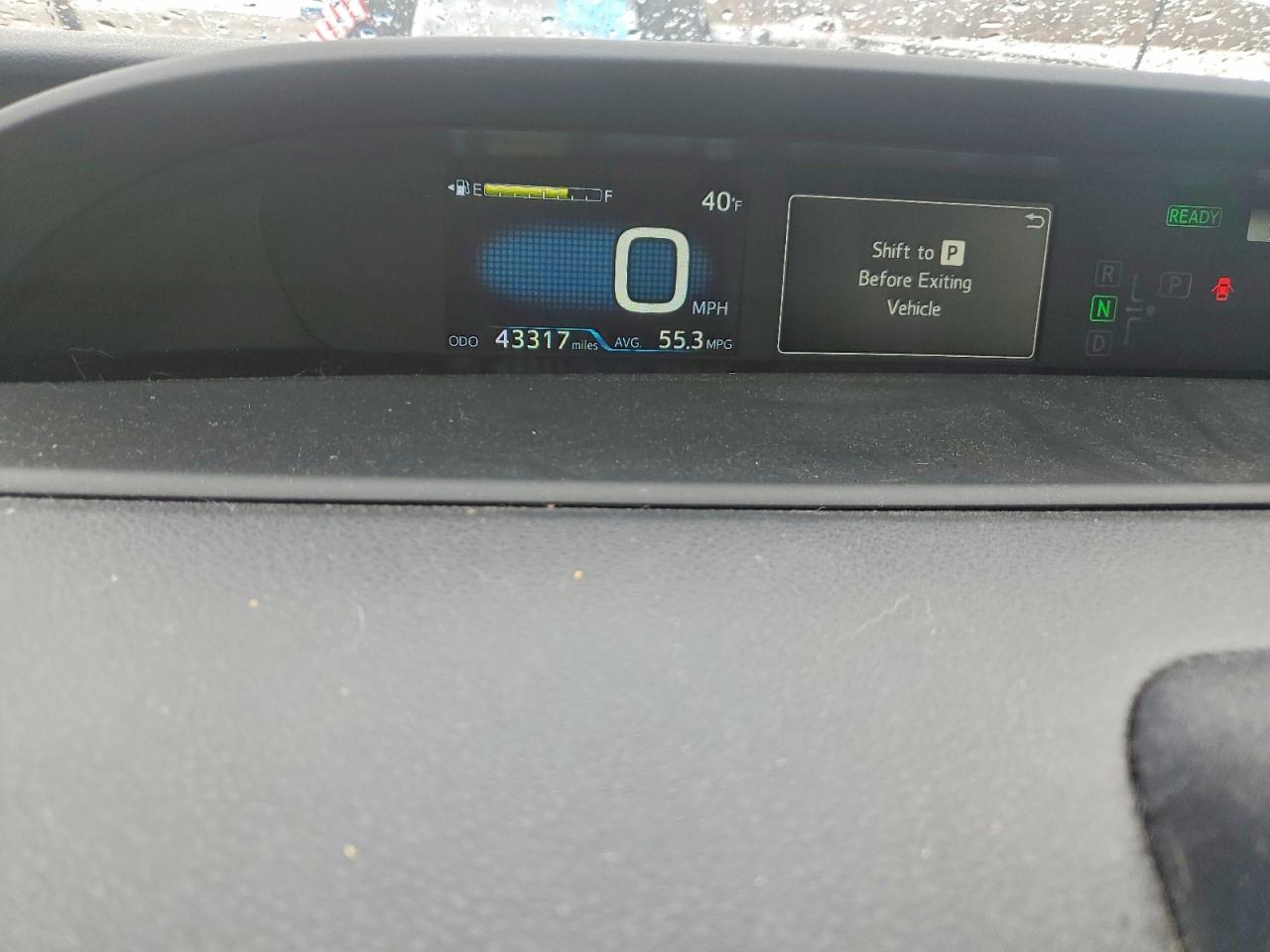 2019 TOYOTA PRIUS LE AWD-E photo 9
