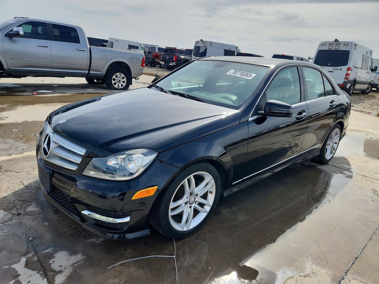2013 MERCEDES-BENZ C