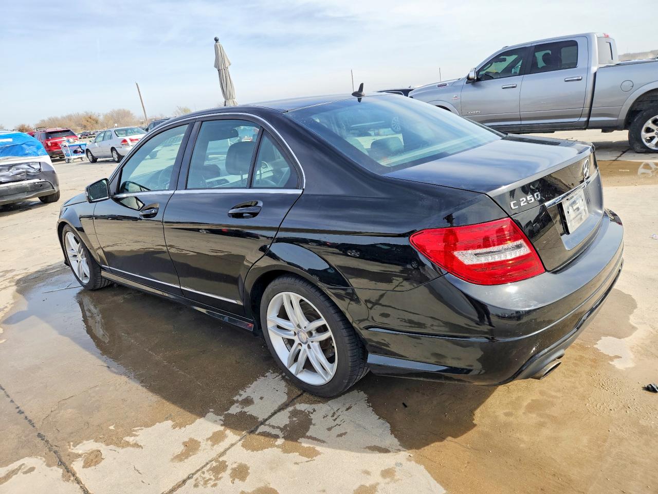 2013 MERCEDES-BENZ C 250 photo 2
