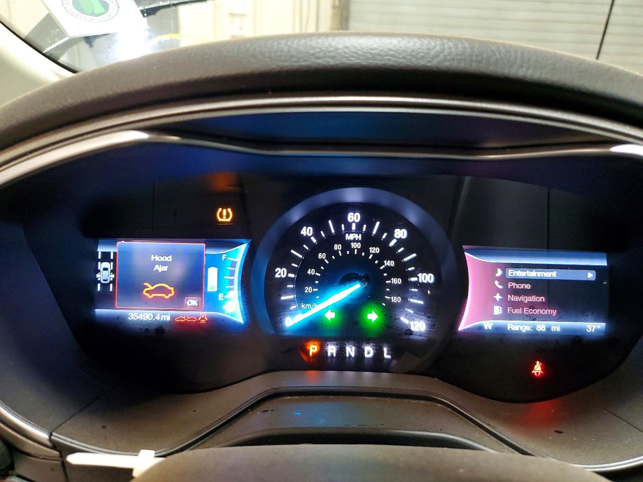 2019 FORD FUSION SE photo 9